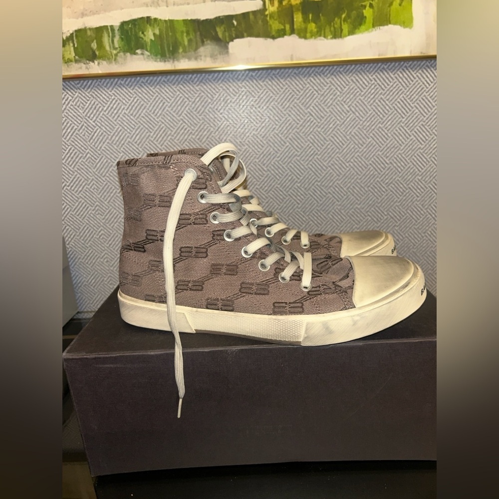 men's size 9 BALENCIAGA Paris High-Top BB Monogram Sneakers New No Box - Picture 4 of 7